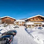 ホテル Garni Ransburgerhof 3*