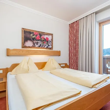 Hotel Garni Ransburgerhof Flachau