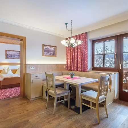Hotel Garni Ransburgerhof 3*