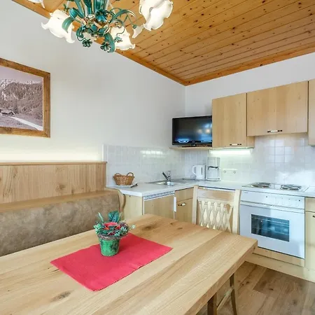 Otel Garni Ransburgerhof Flachau