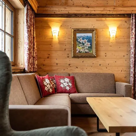 Hotel Garni Ransburgerhof 3*