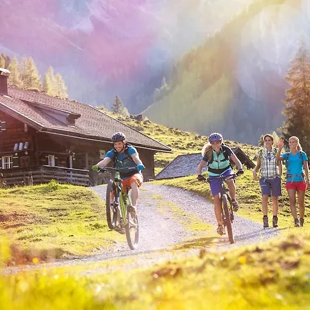 Otel Garni Ransburgerhof Flachau