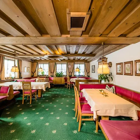 Garni Ransburgerhof Hotel Flachau