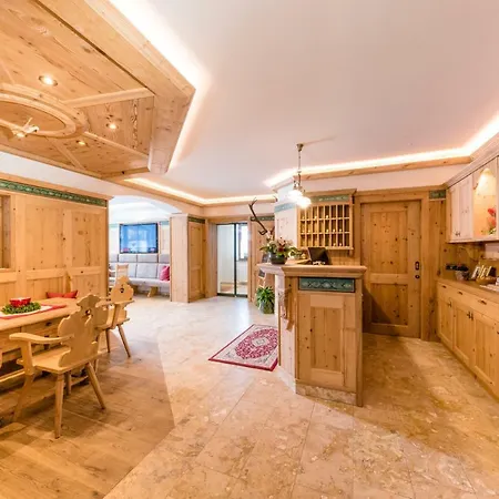 Hotel Garni Ransburgerhof Flachau